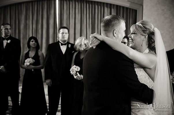 Best Gaylord Palms Resort Wedding photographer - Sandra Johnson (SJFoto.com)